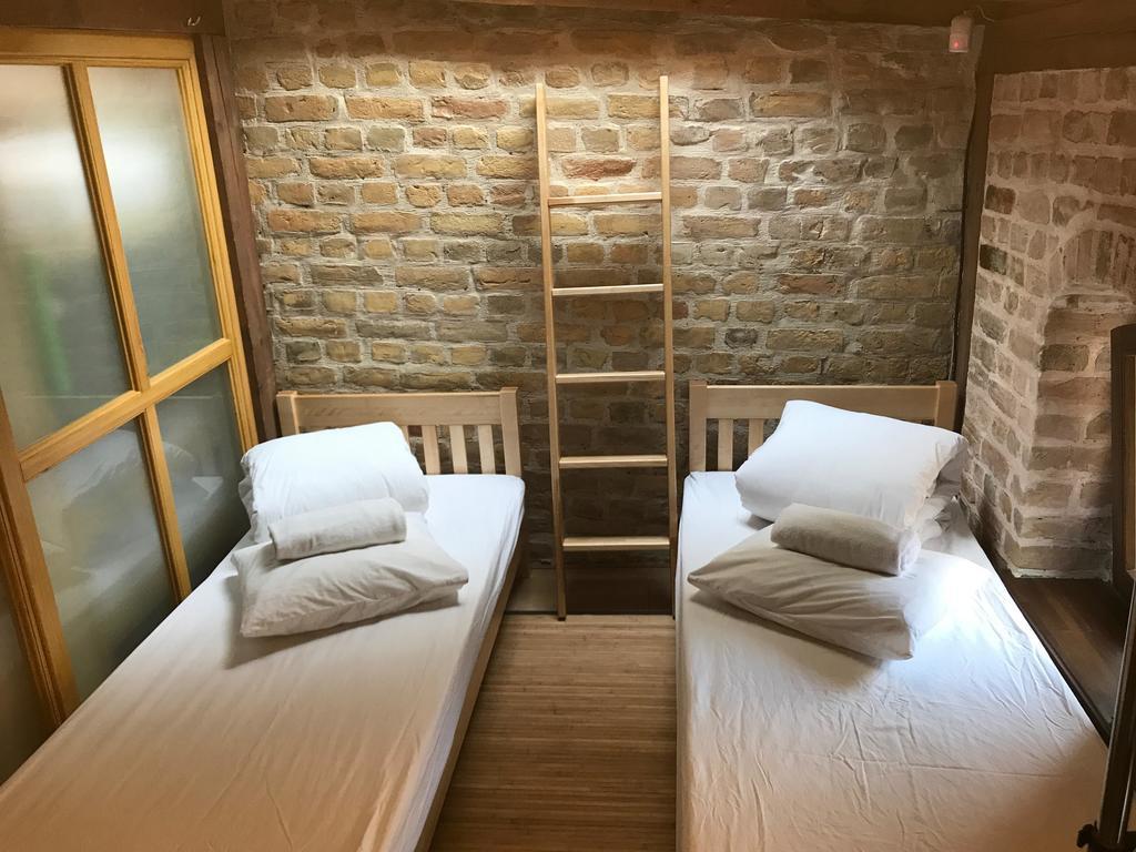 Amalienhof Guesthouse Riga Esterno foto